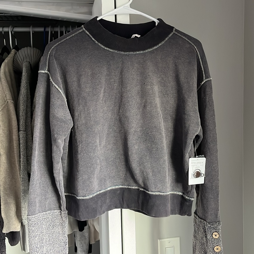 Free People Button Cuff Sweatshirt, NWT - Picture 4 of 9